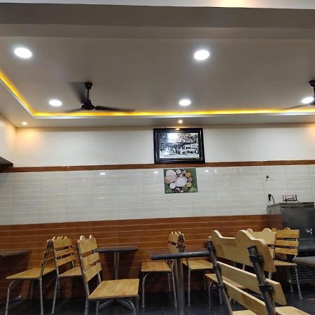 Shri Vasant Lodge 胡布利 外观 照片
